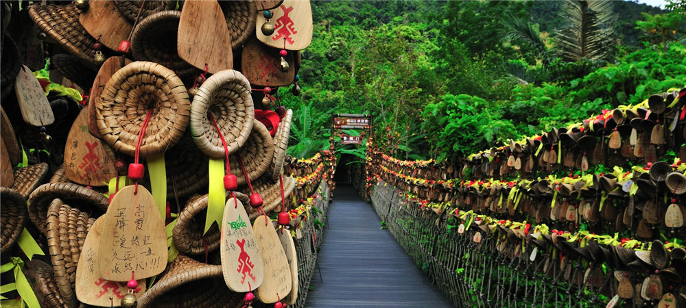 海南旅游官網(wǎng)之海南呀諾達雨林文化旅游區(qū)